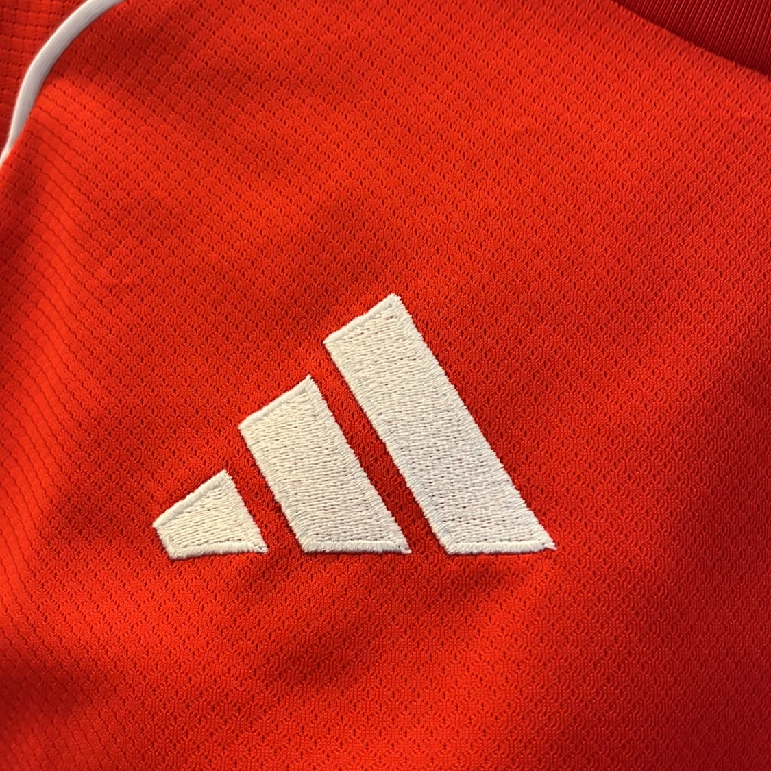 Liverpool fotbollströja - 3