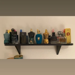 Parfym - Säljer olika parfymer