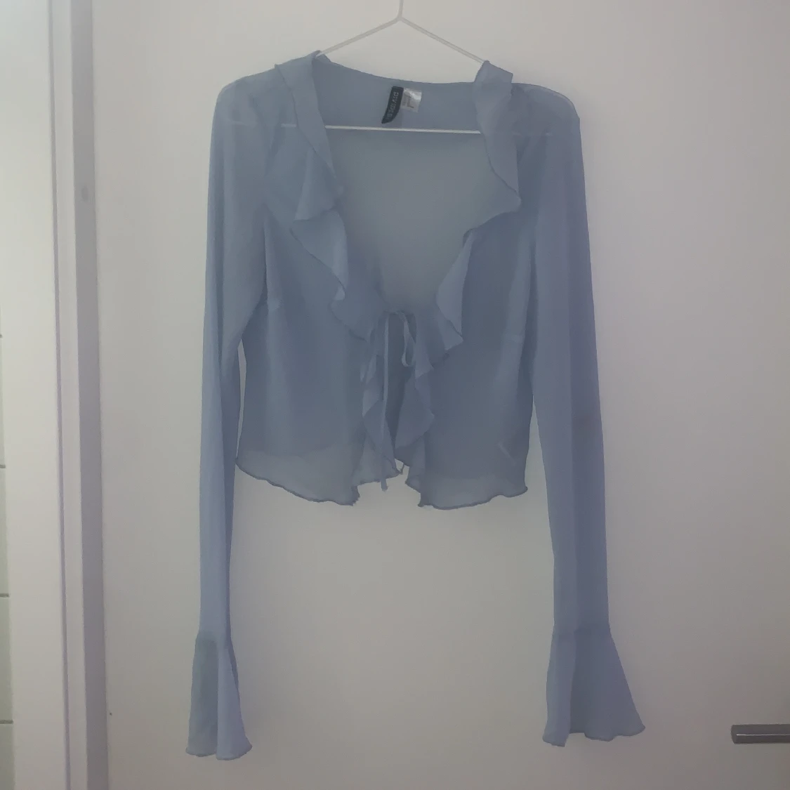 Ljusblå blus från H&M Divided - 3