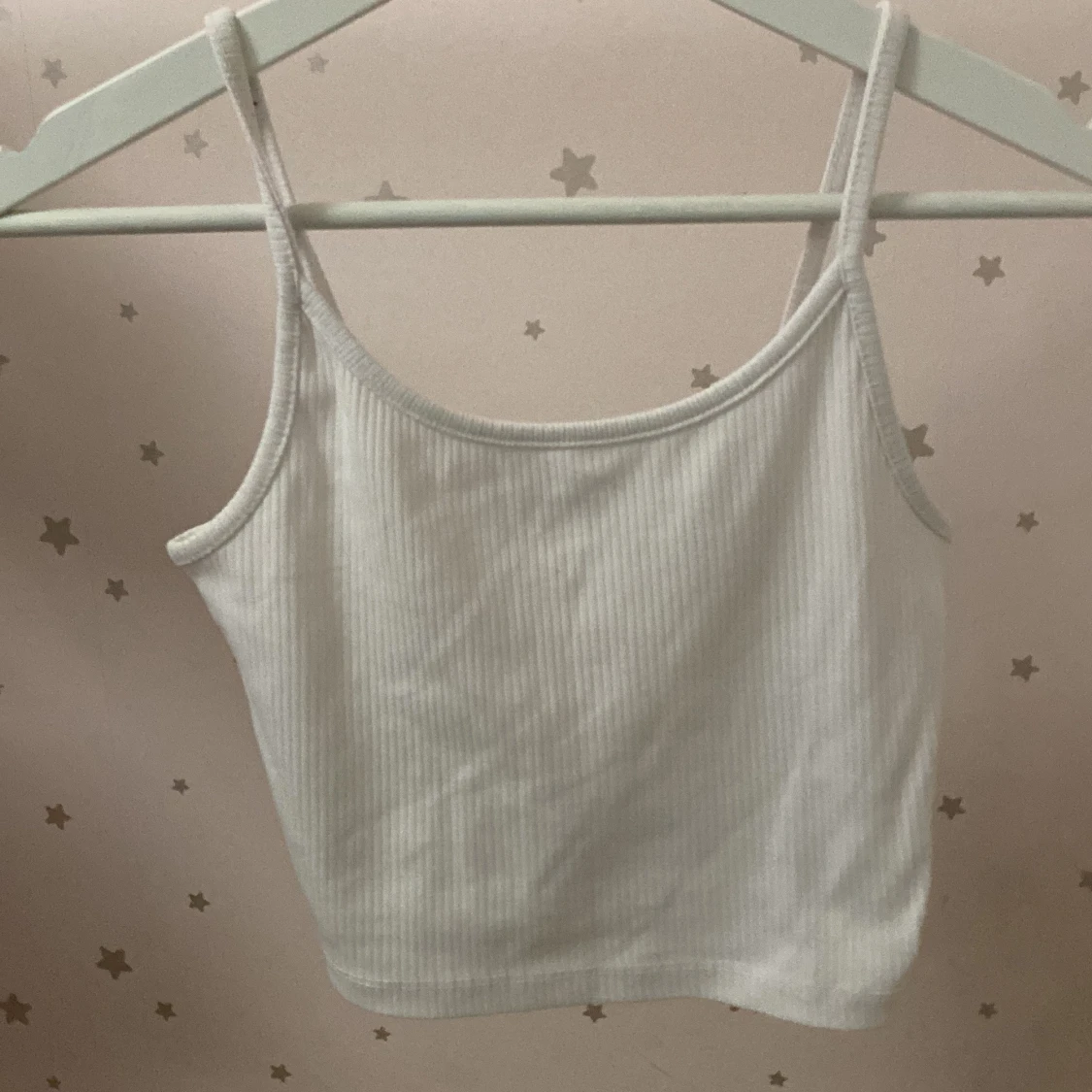 Vit ribbad linnetopp