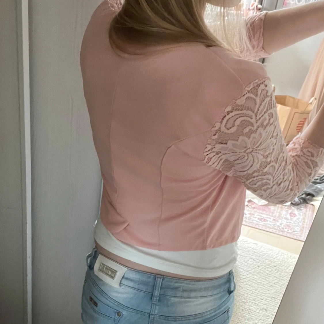 Rosa bolero med spetsärmar - 3