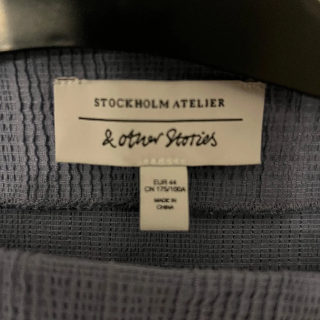 Blå långärmad topp från & Other Stories - 1