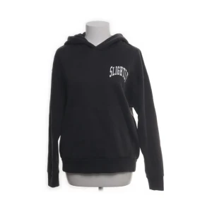 Hoodie - Hoodie från weekday💕