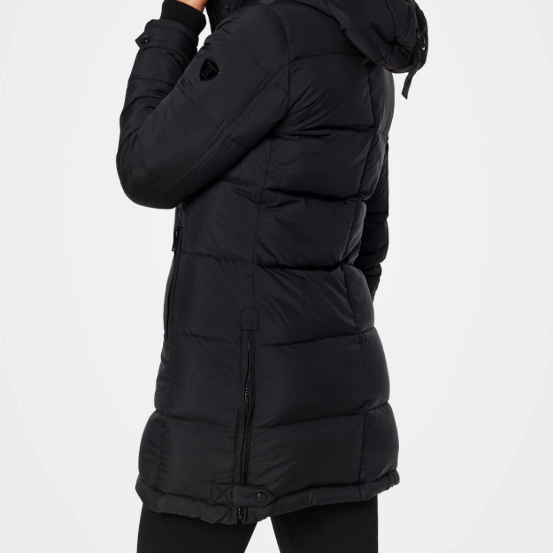 Svart lång pufferjacka med huva - 1