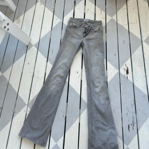 grå jeans - från lager 157! Knappt använda🩶