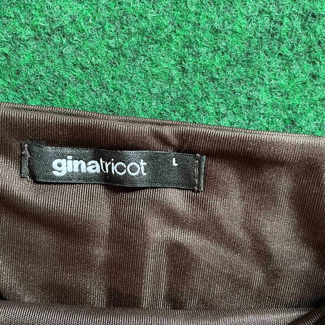 Brun plisserad top Gina Tricot - 1