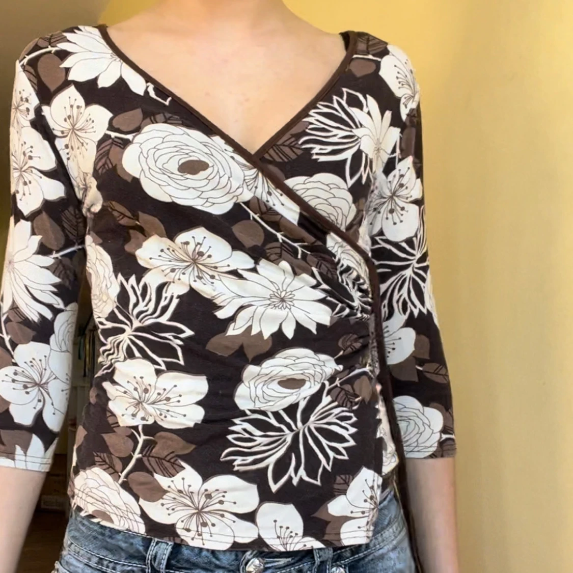 Blommig omlottopp - 3