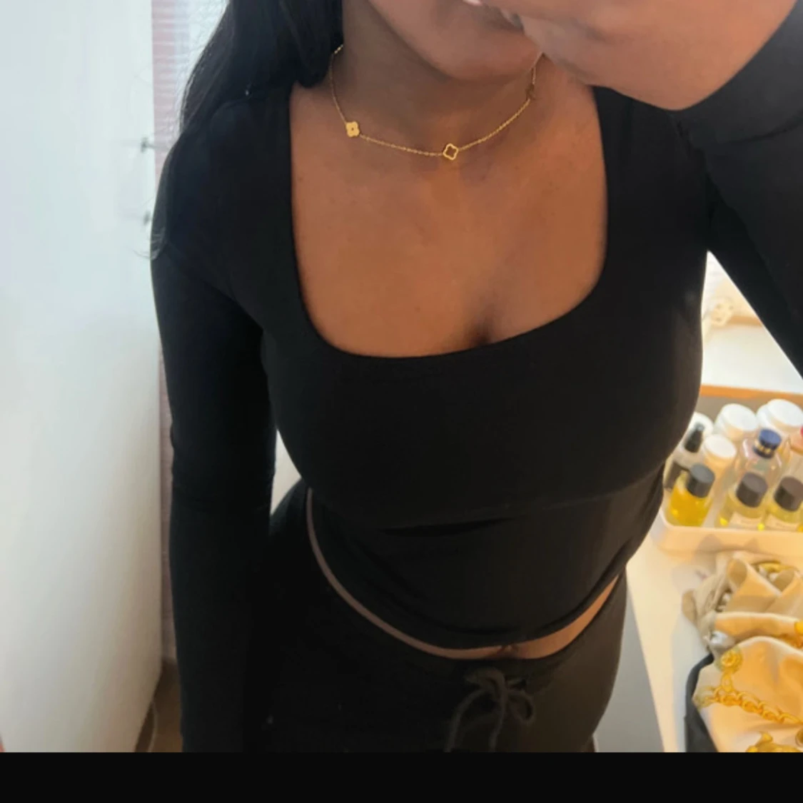 Svart långärmad topp - 1