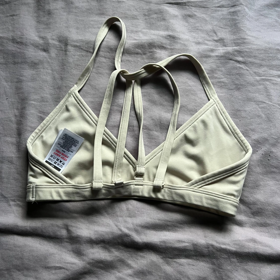 Beige sporttopp från Gymshark - 1