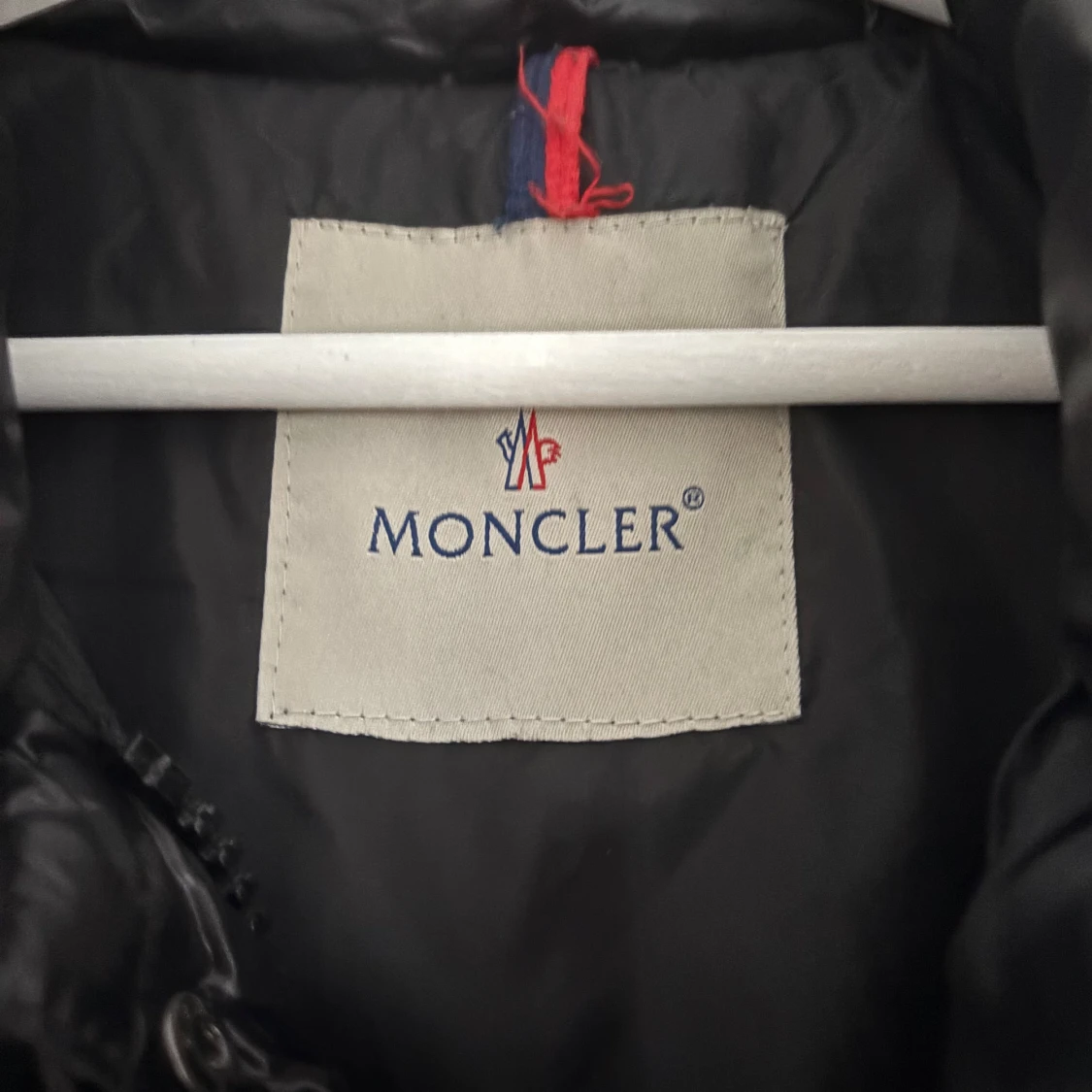 Svart dunväst från Moncler - 2