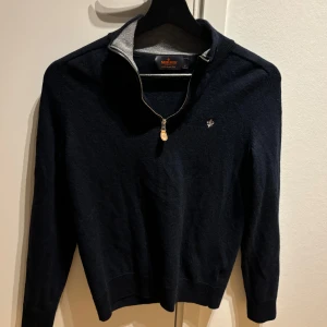 Morris quarter zip - Morris quarter zip | Storlek M men passar S| Nypris 2000kr