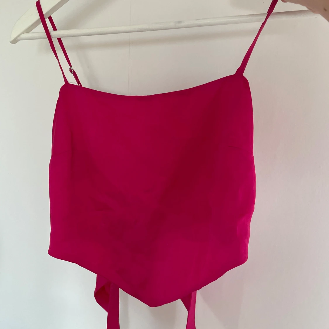 Rosa satintopp från Stradivarius - 1