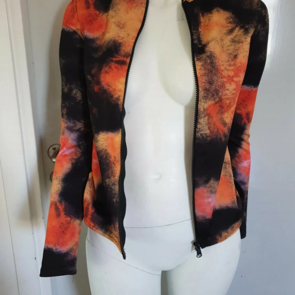 Långärmad tröja/kofta med dragkedja  - 2