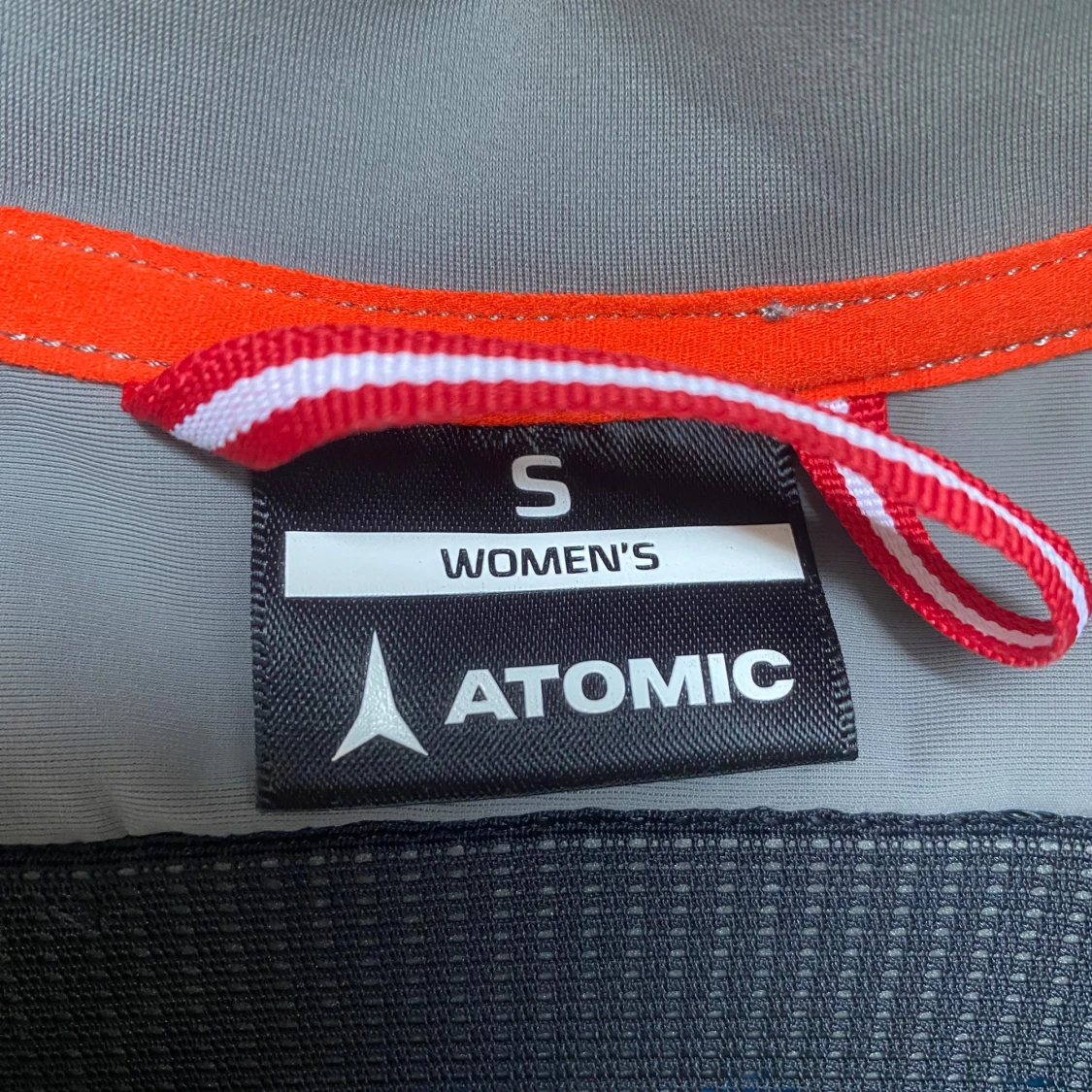 Atomic svart/grå skyddsväst S - 1