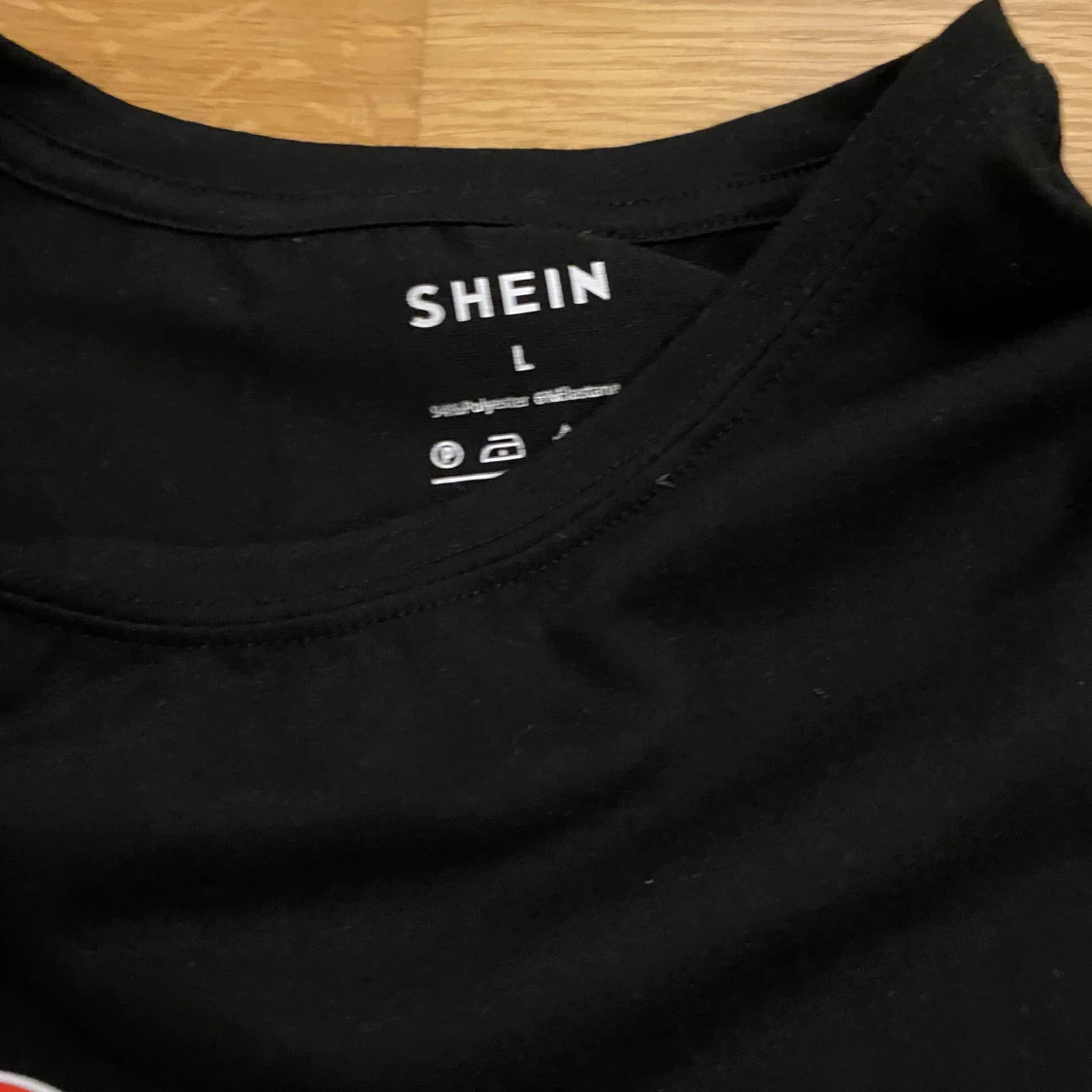 Svart jul-tshirt från SHEIN - 3