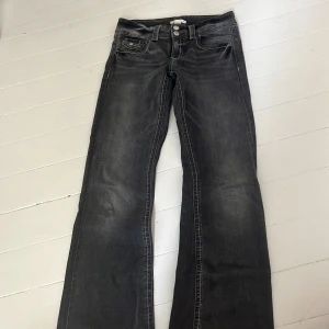 Jeans från Gina!💞 - Snygga jeans från Gina Tricot. Använt max 3 gånger!💞