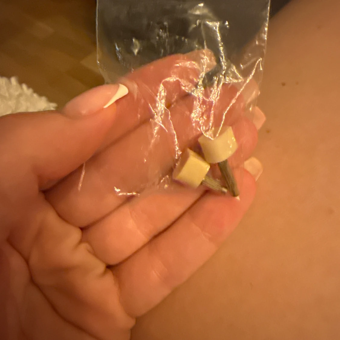 Beige klackskor med spetsig tå - 3