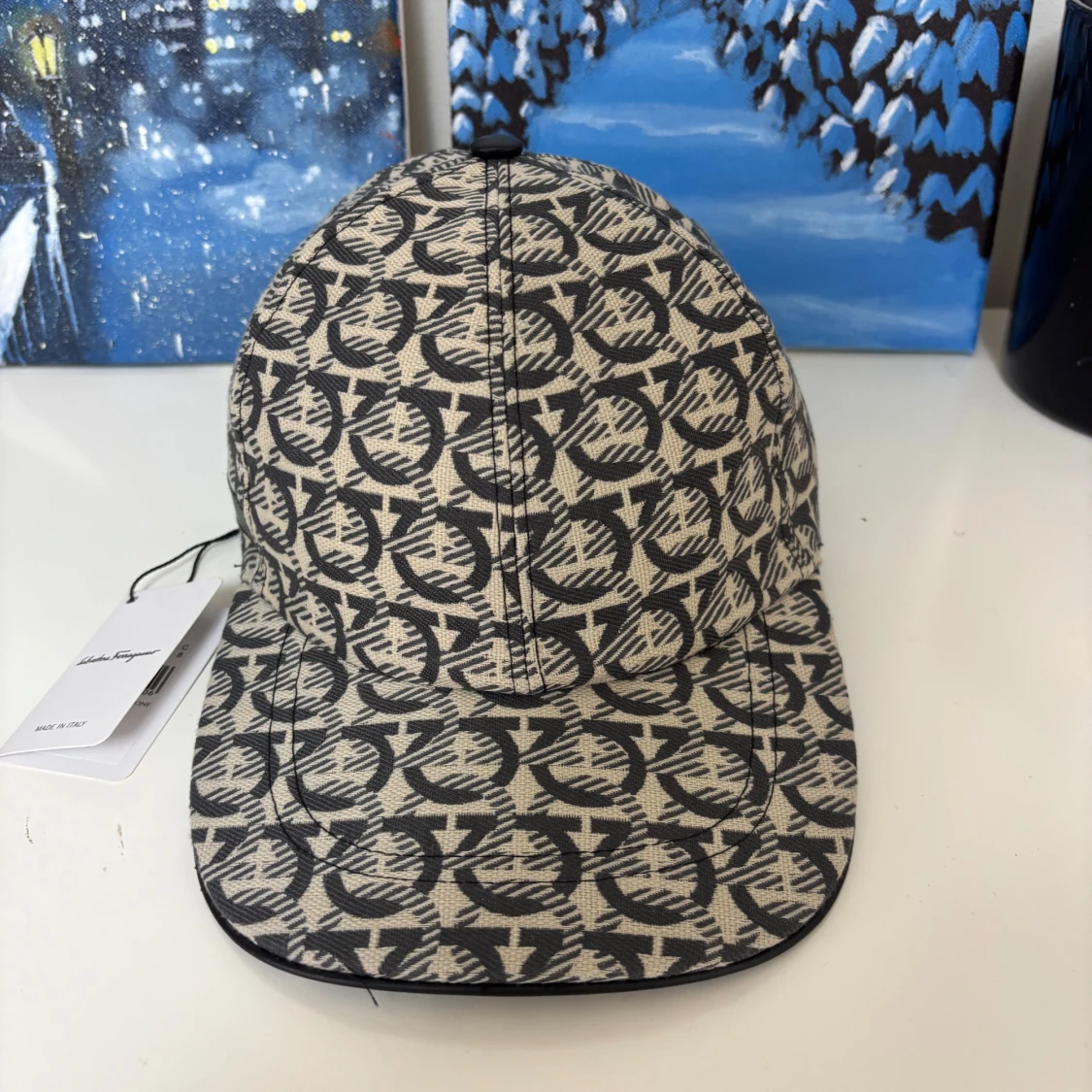 Salvatore Ferregamo Keps - 1