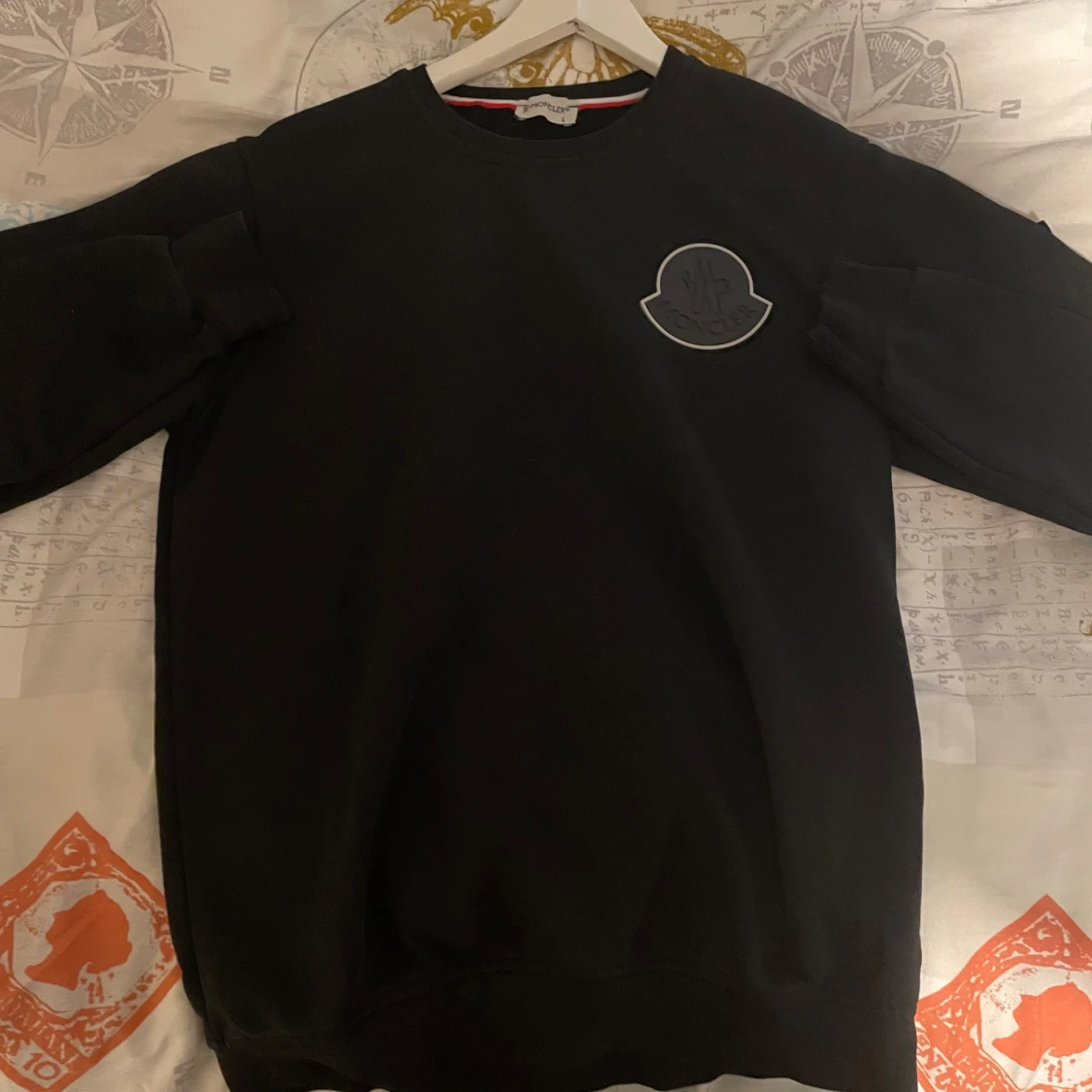 Moncler tröja svart