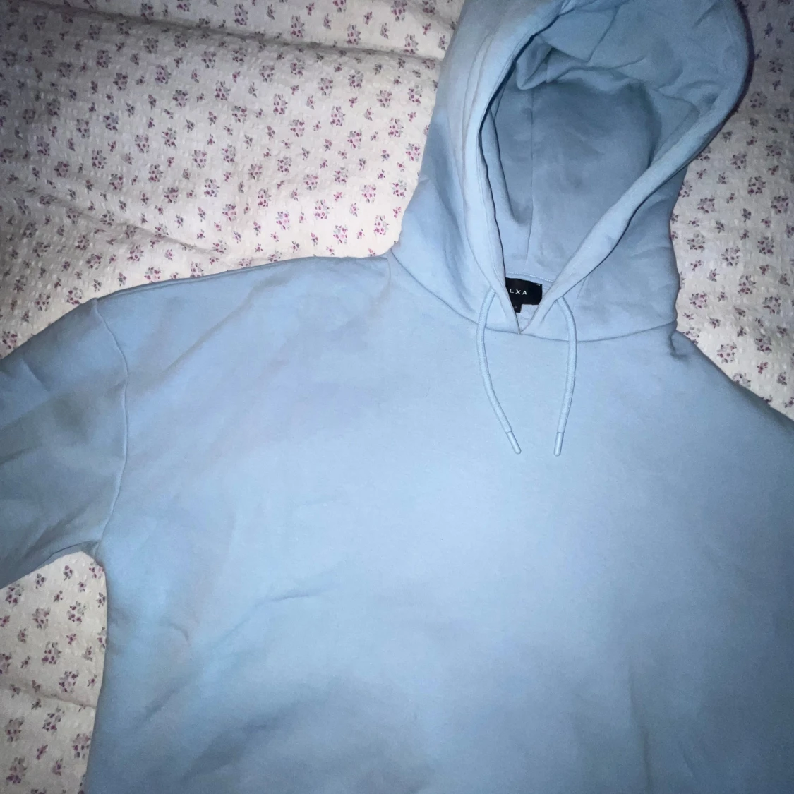 Ljusblå hoodie från LXA the Label - 2