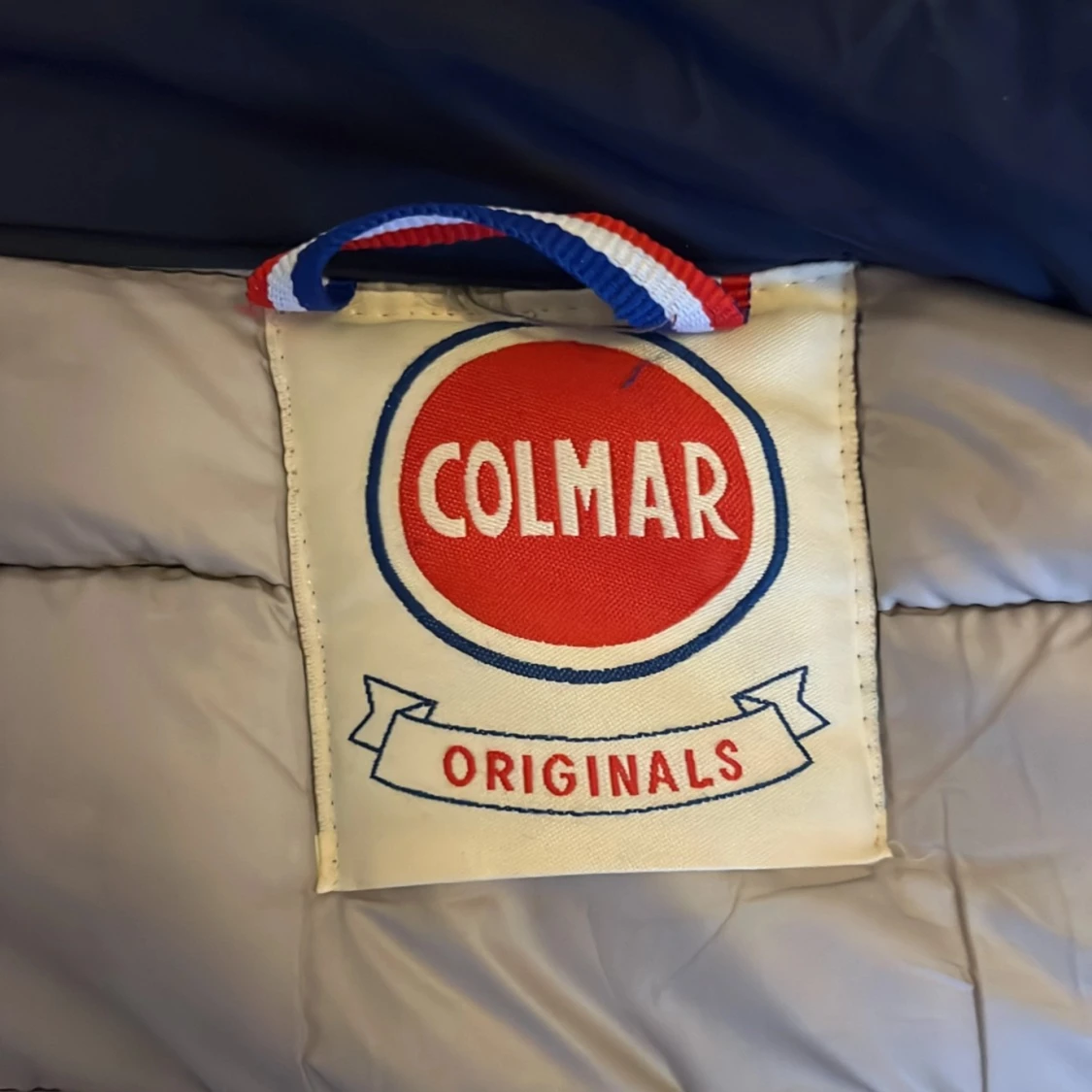 Mörkblå pufferjacka från Colmar - 93