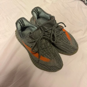 Adidas Yeezy Boost 350 - Adidas Yeezy Boost 350. Storlek 40