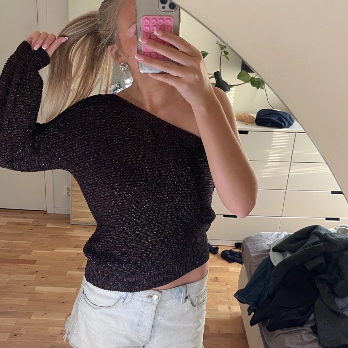 Mango glitter one shoulder topp