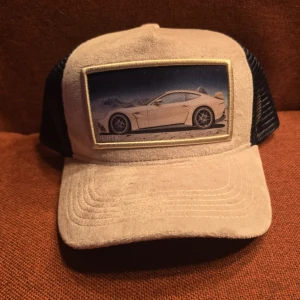 Perik kepsar - Sonen säljer nu sina perik kepsar då de inte används längre. Vill man bara köpa 1st så är det 500kr annars är det paketpris i denna annons på alla 4st