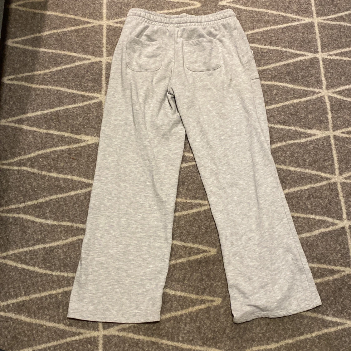 Grå mjukisbyxor från lager 157, stl 160 - 2
