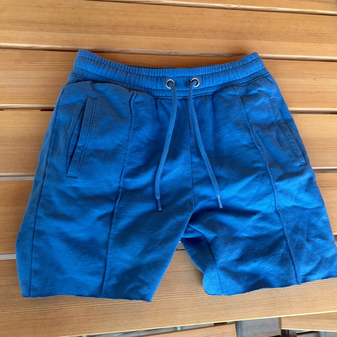 Blå shorts