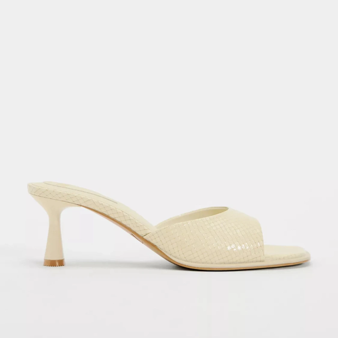 Vaniljgula klackskor från Zara