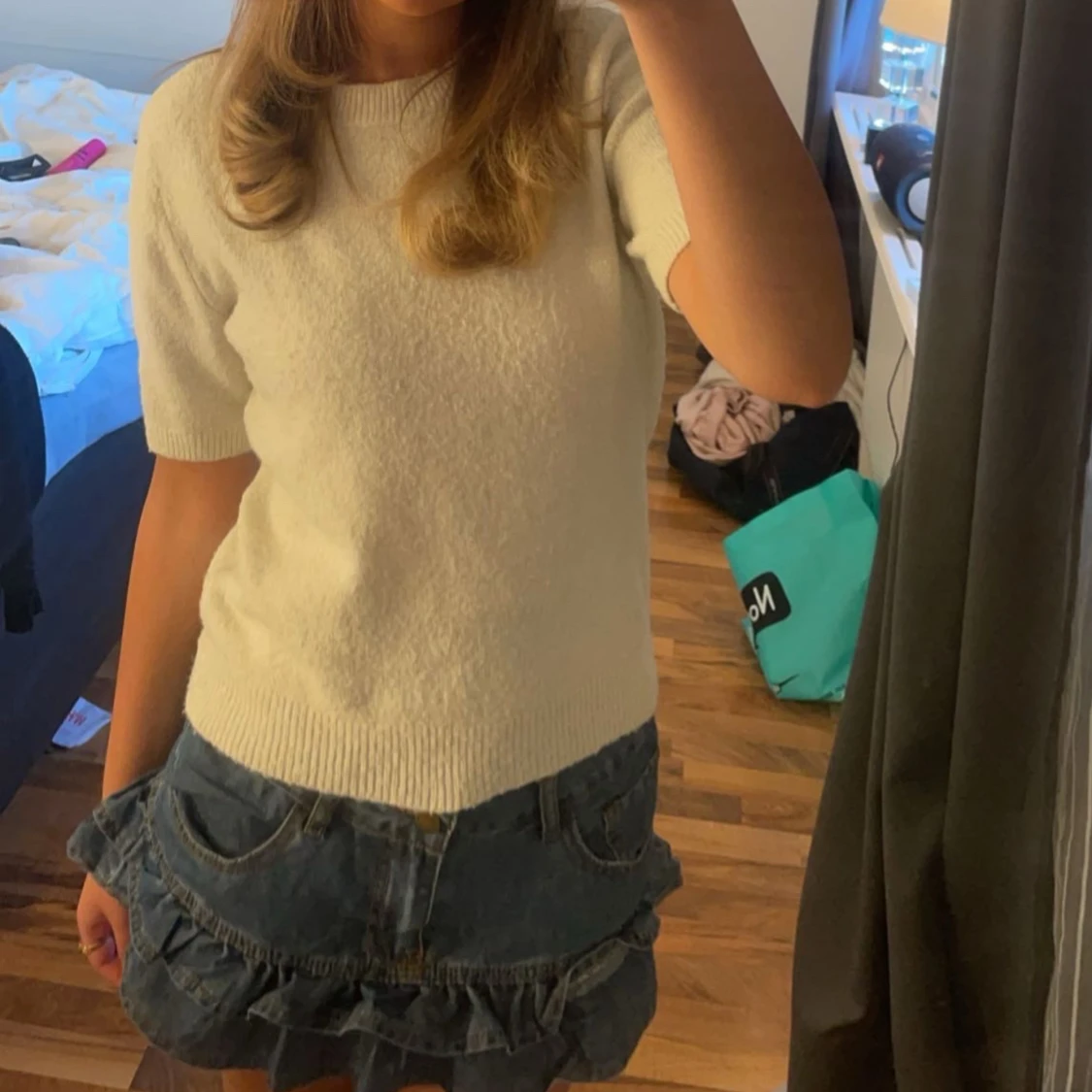 Vit stickad tröja - 1