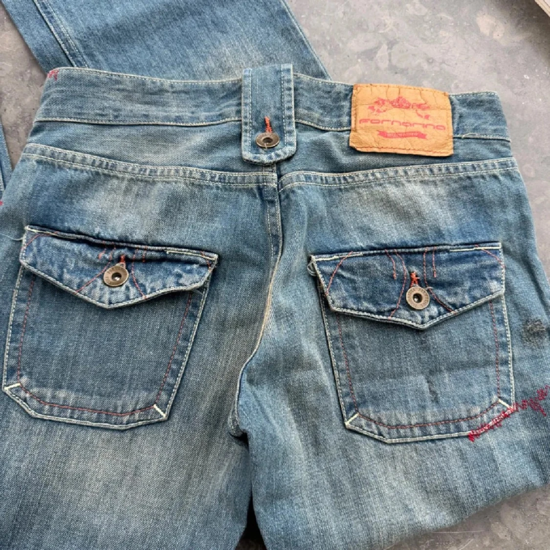 lågmidjade jeans - 3