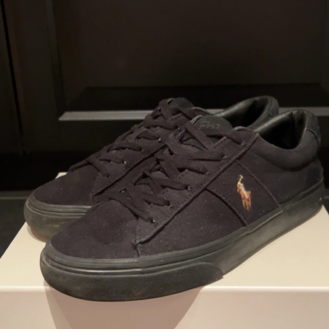 Svarta sneakers från Polo Ralph Lauren