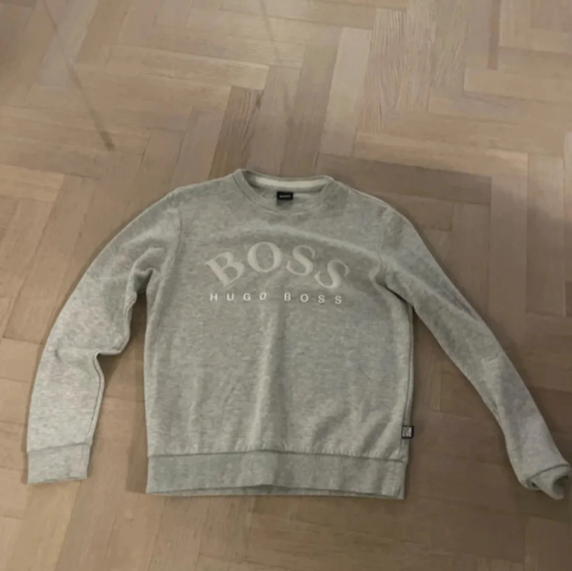 Grå sweatshirt från Hugo Boss