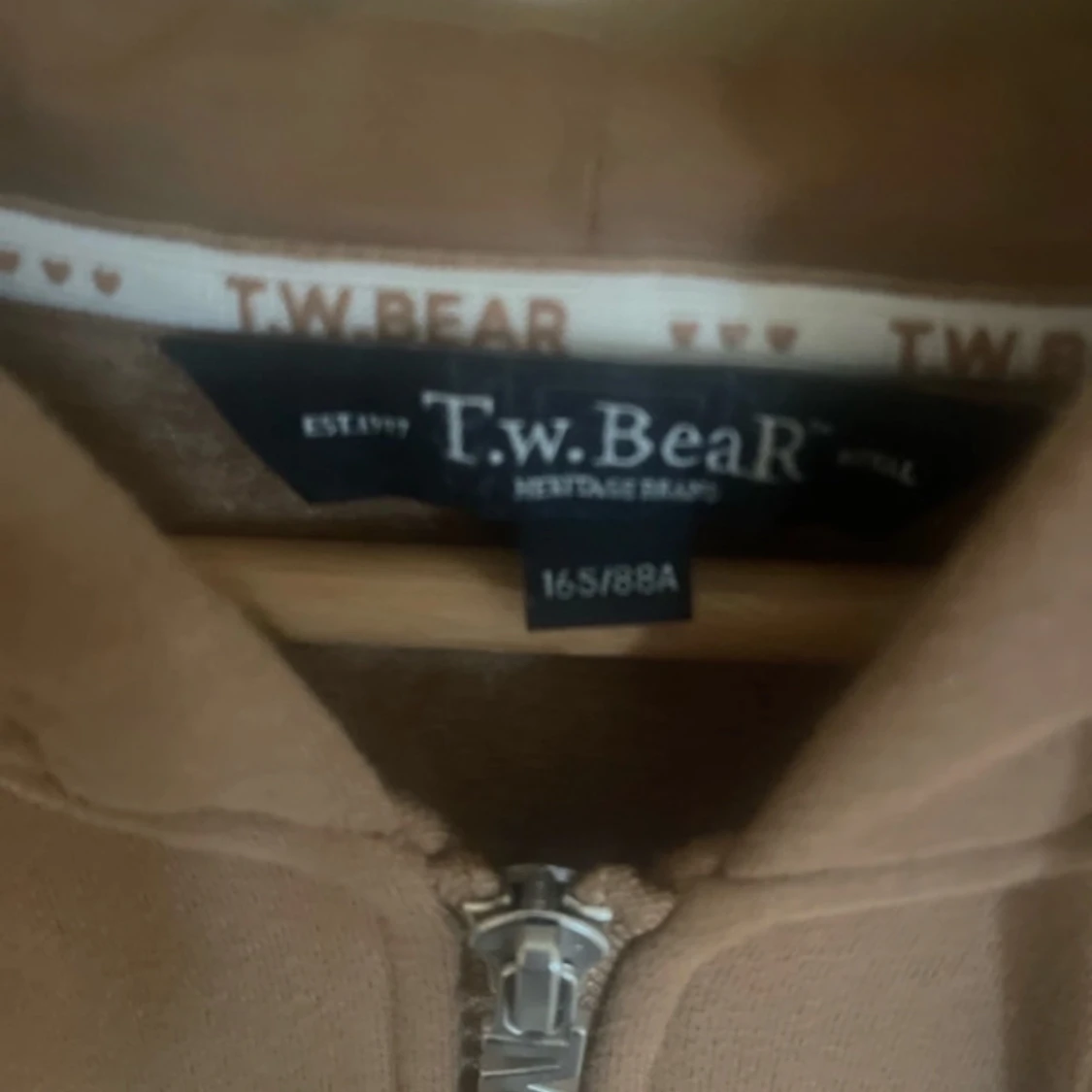 Brun hoodie från T.W. Bear - 2