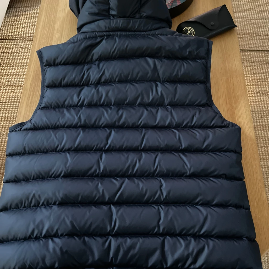 Mörkblå dunväst från Colmar - 1