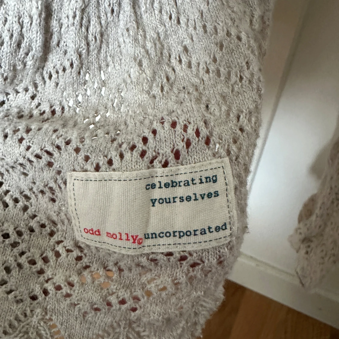 Beige stickad kofta Odd Molly - 1