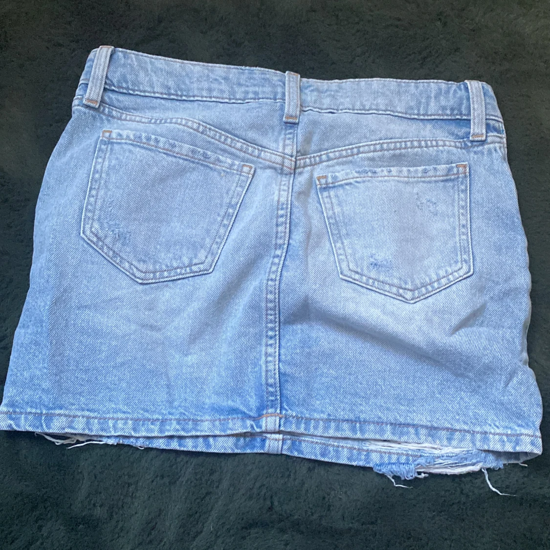 Ljusblå jeanskjol från H&M - 2