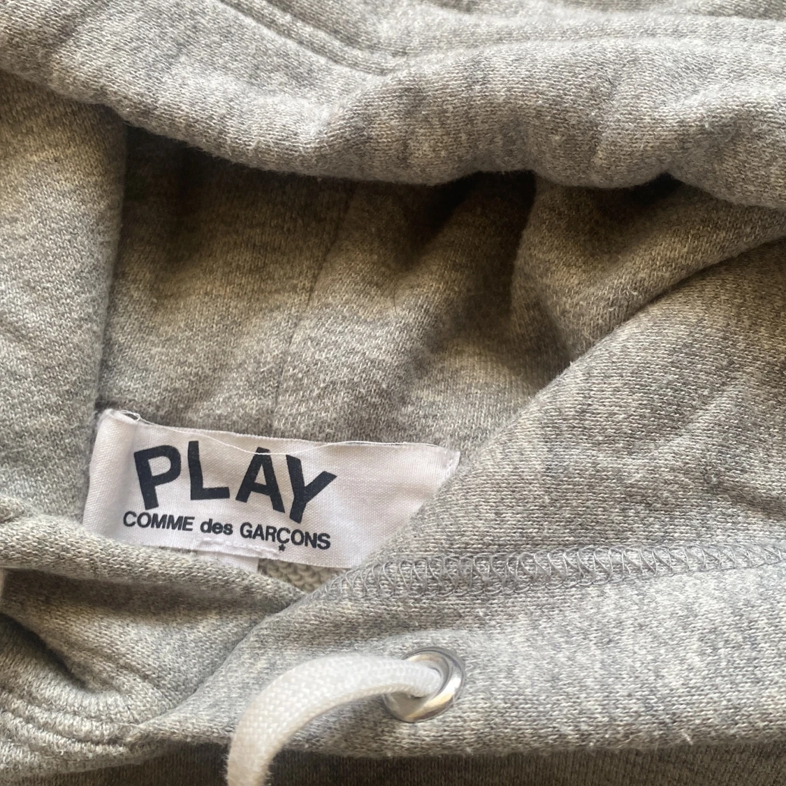 Grå hoodie Comme des Garçons Play - 2