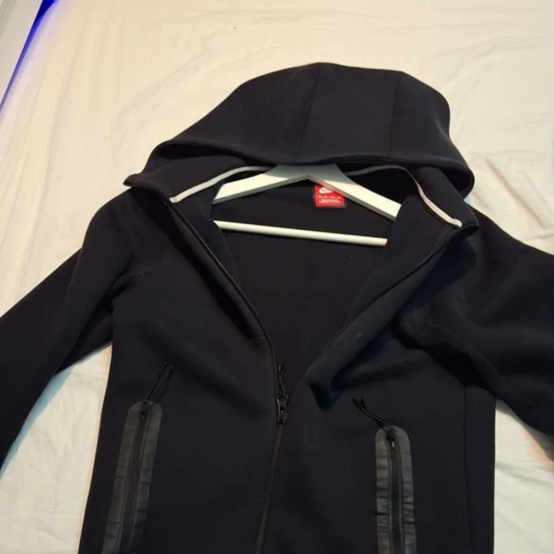 Svart hoodiejacka från Nike - 1