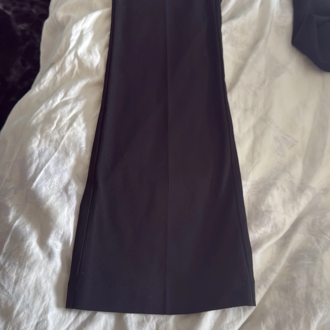 Svarta kostymbyxor från Nelly - 4