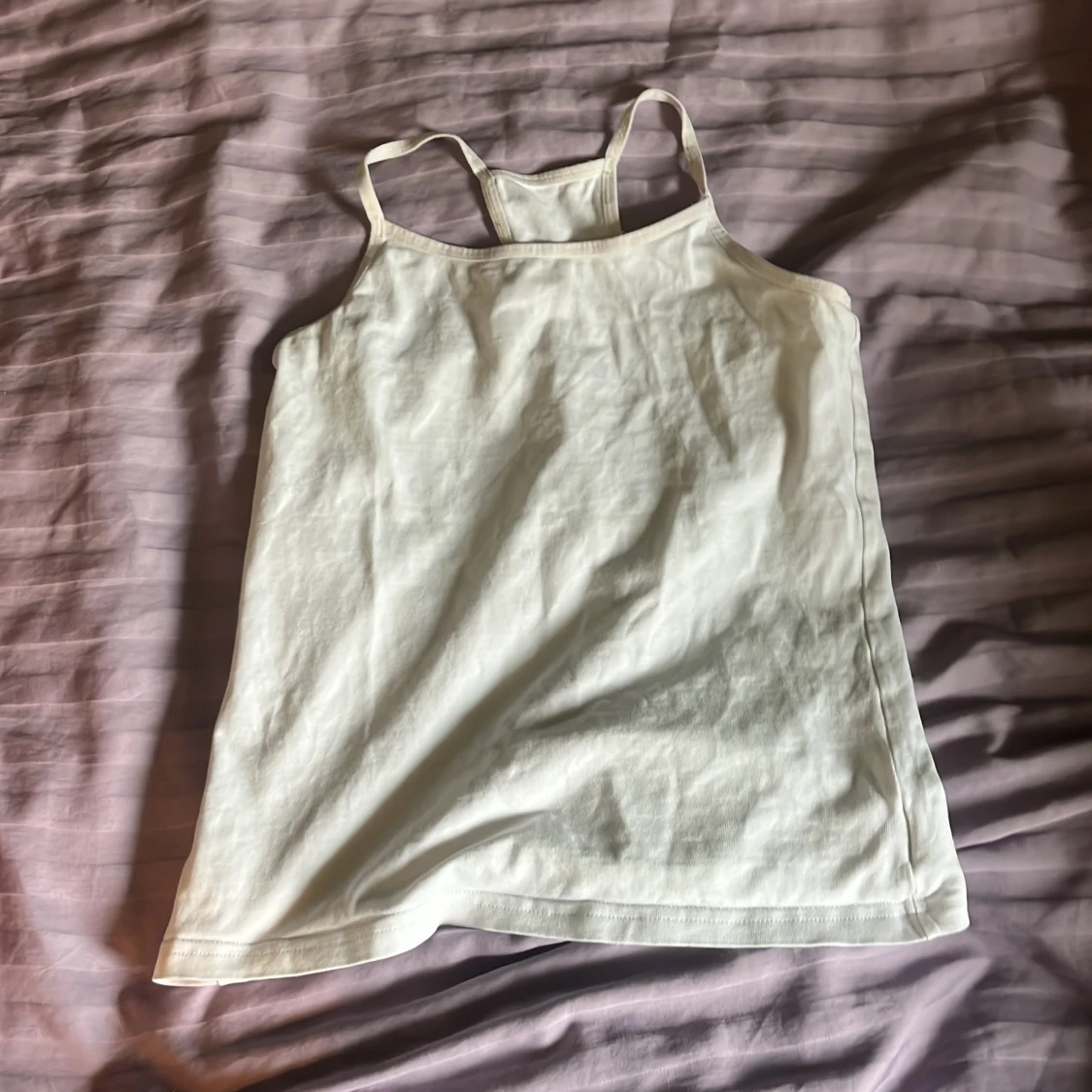 Rosa, vit och grå  linnetopp med smala axelband - 4