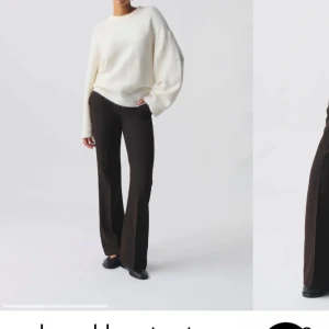 Relaxed bootcut trousers - Gina Tricot - Bruna kostymbyxor från gina tricot som tyvärr inte kommer till större användning. Har en loose fit och är vädligt snygga. Mycket bra skick, inga defekter eller skador