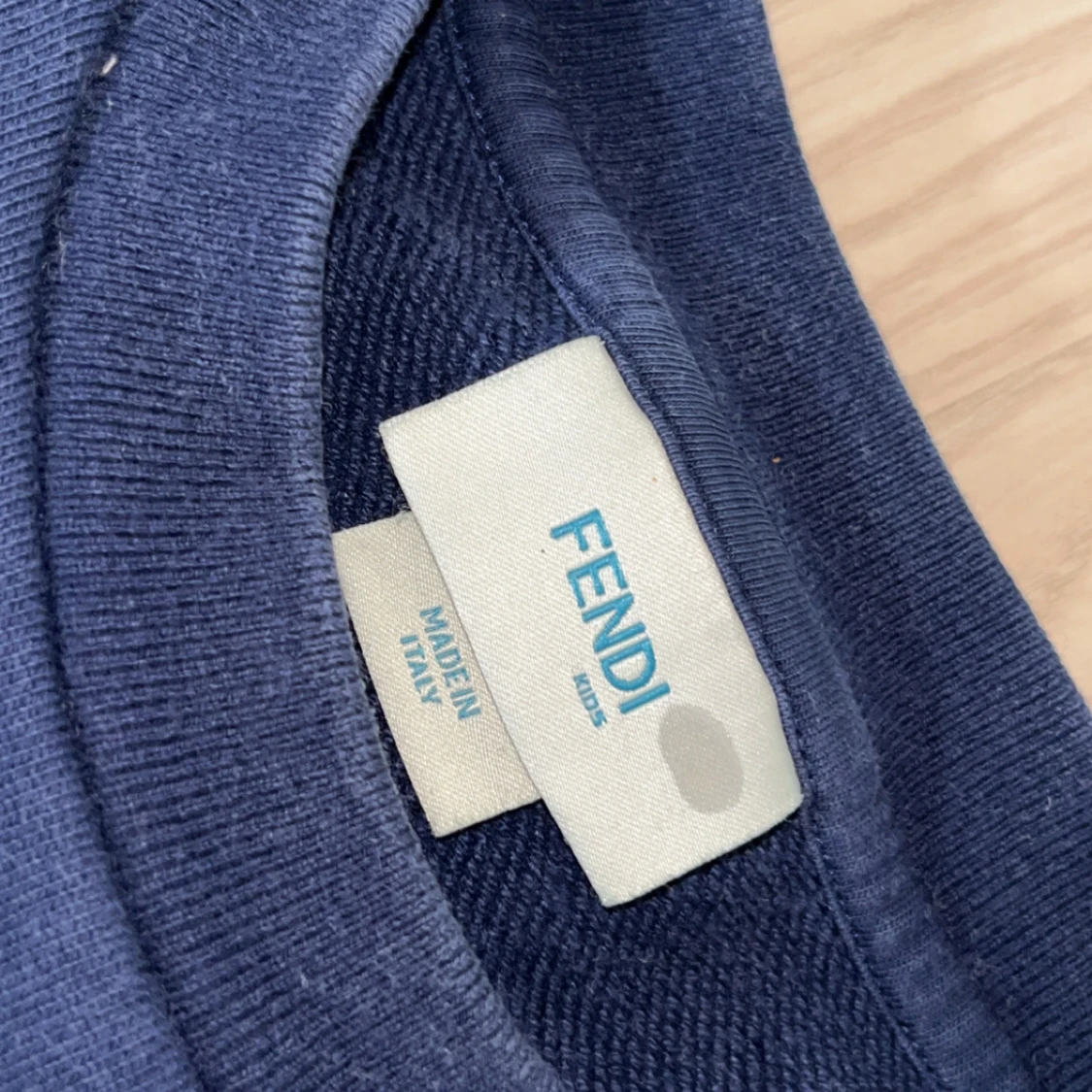 Fendi tröja  - 4