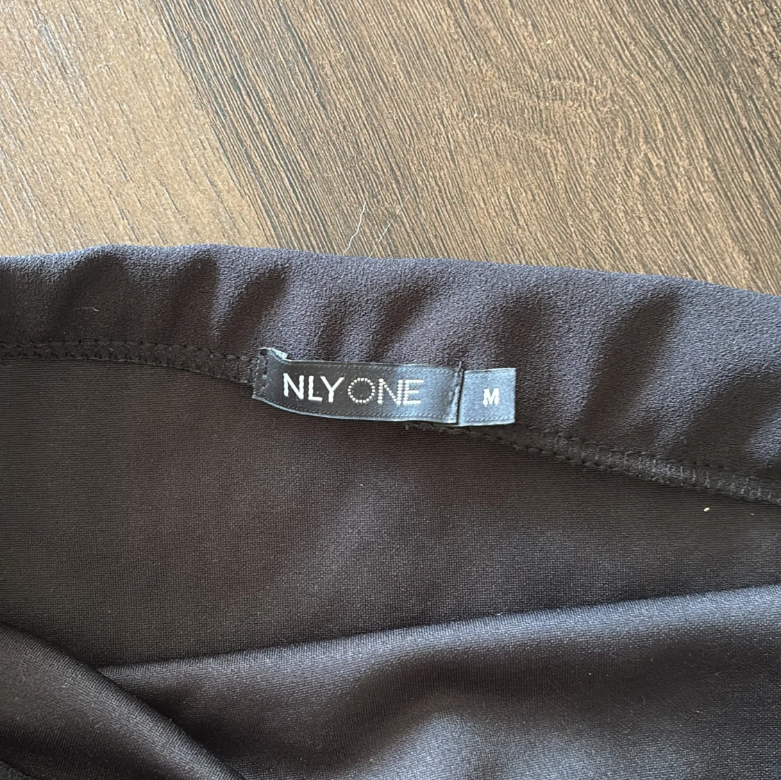 Svart volangkjol från NLY ONE - 1