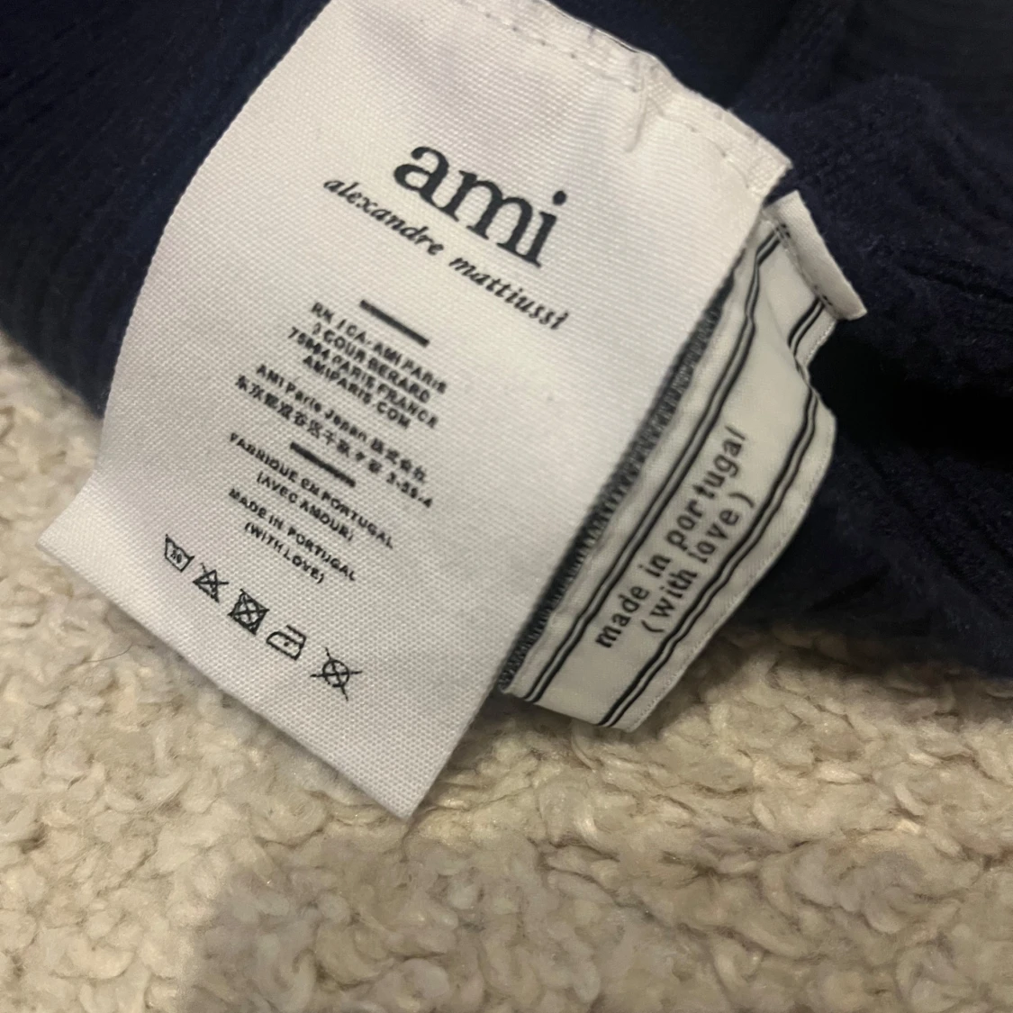 Mörkblå stickad tröja från Ami - 3