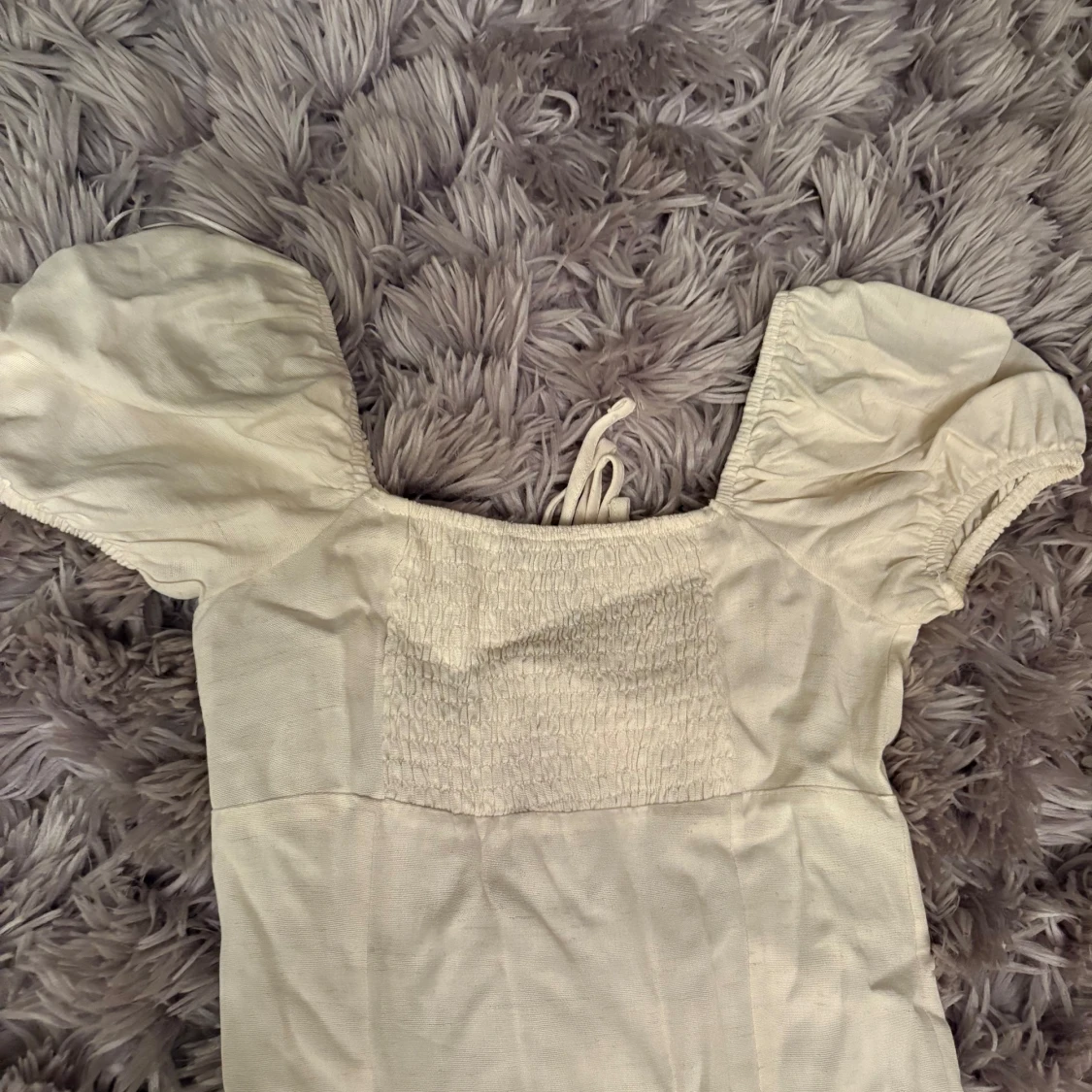 Vit långklänning med puffärmar från DeFacto - 4