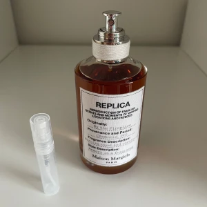 Maison Margiela by the fireplace  - 3, 5 och 10ml sample. Maison margiela By the firjeplace 59kr/99kr/179kr