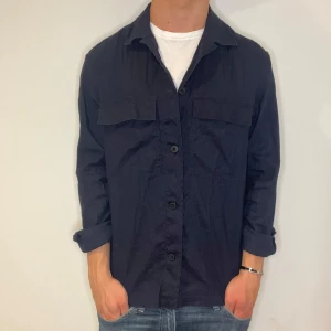 Overshirt - Extremt snygg overshirt/skjorta | Strl - S | Skick - 9/10 | Nypris - ca 1199kr | För ytterligare frågor är det bara att skriva 🦅